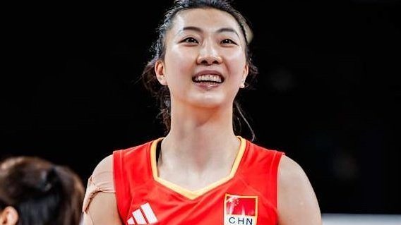 土耳其🇹🇷媒体报道：天津女排今天飞往土耳其🇹🇷备战全运会，接下来与费内巴
