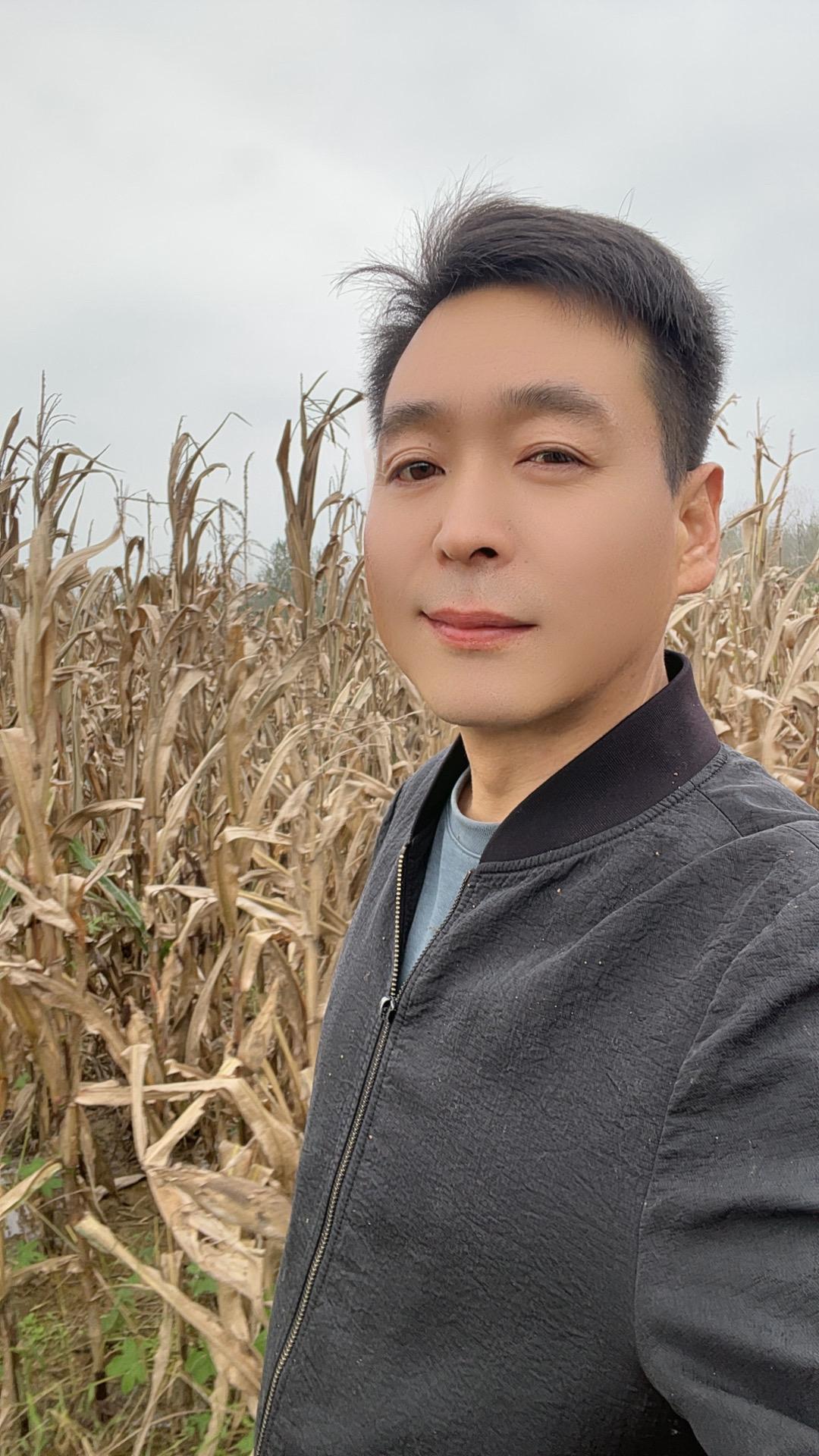 一婚也好，二婚也罢，到老才是夫妻，半路离开的都是过客。得到不算本事，守...