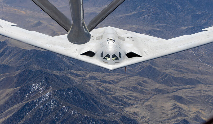 B-21测试与制造加速推进：进展迅速2026年10月7日，美国《空天军杂志》（A