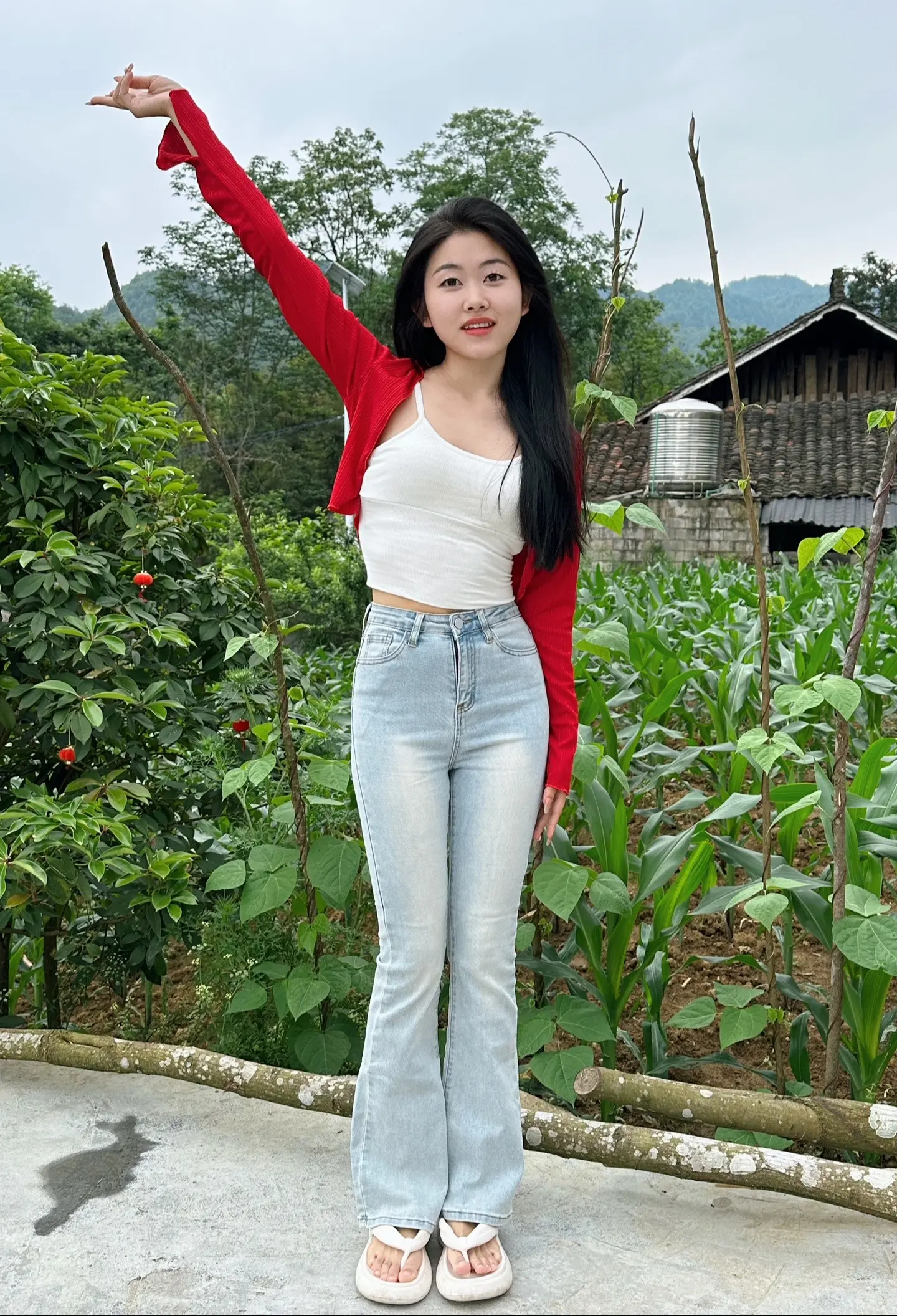 他自己吃馒头，却给我买面包，那我永远都不会问他要蛋糕。