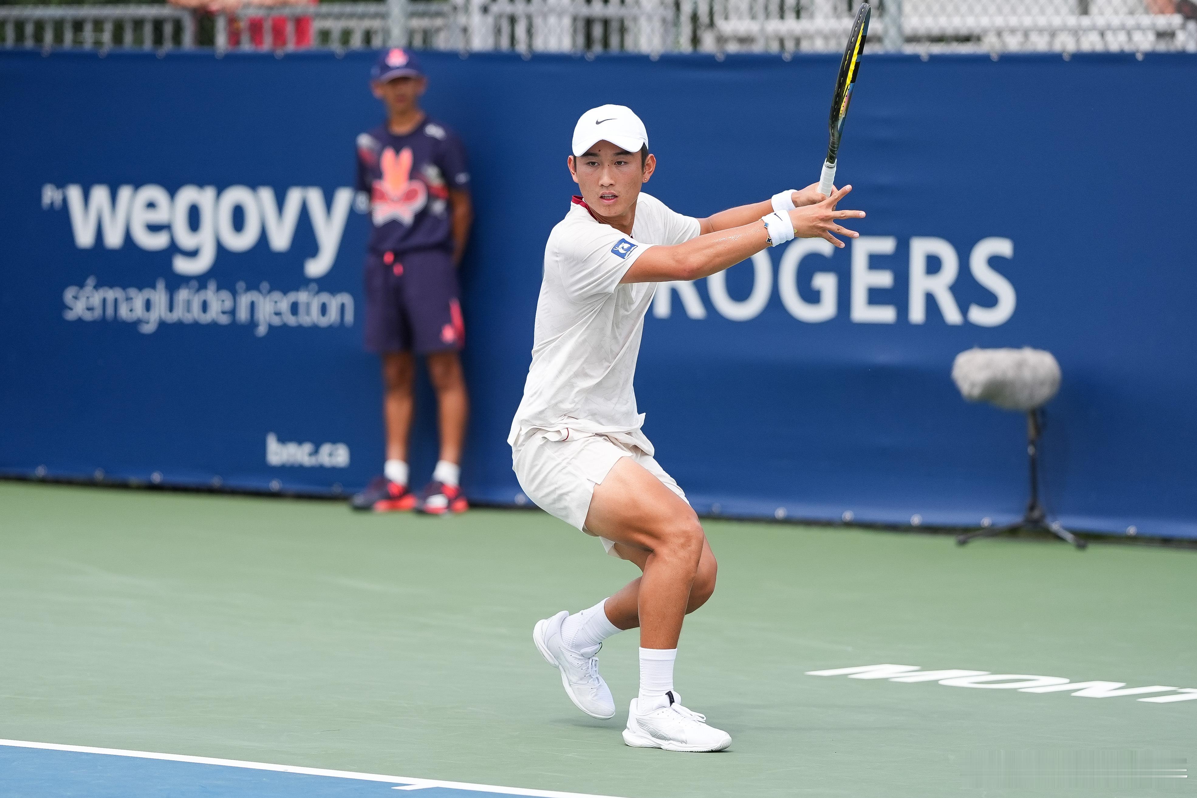 第一盘：商竣程7-5第二盘：卢布列夫6-4ATP1000 蒙特利尔大师赛第二轮，