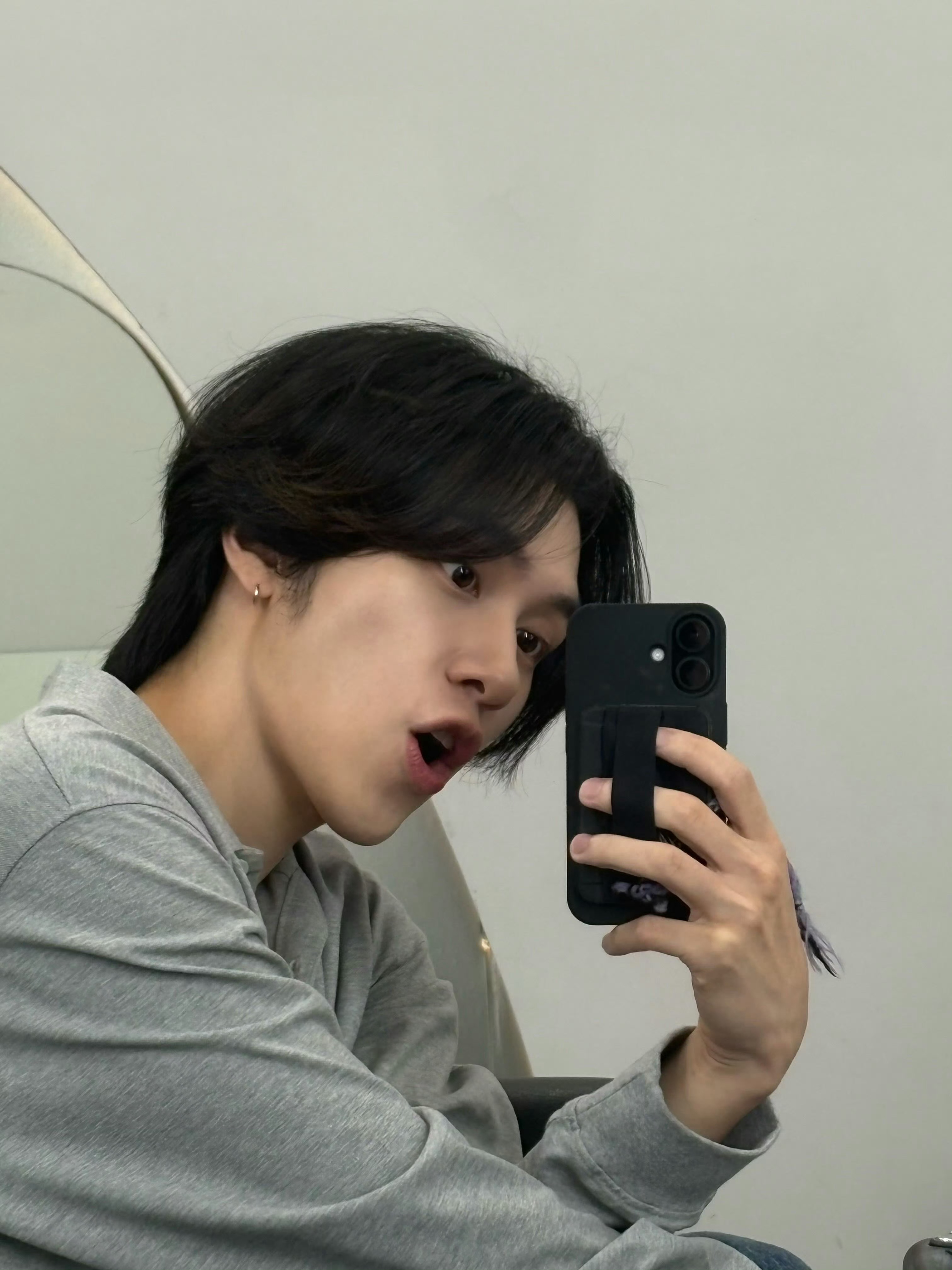 WayV💎WayV_VisionWings【260730】黄冠亨 IG更新一则