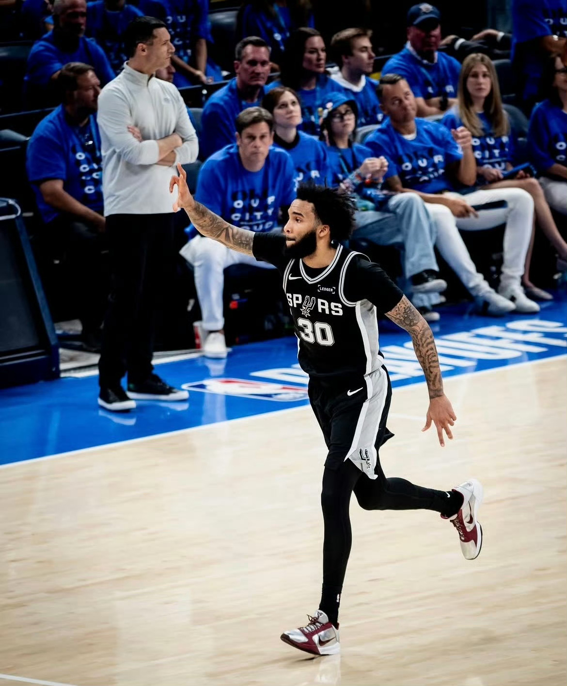 🏆尚帕尼谈到晋级NBA总决赛:“我真的觉得我的队友们做得非常好，他们让我保持冷