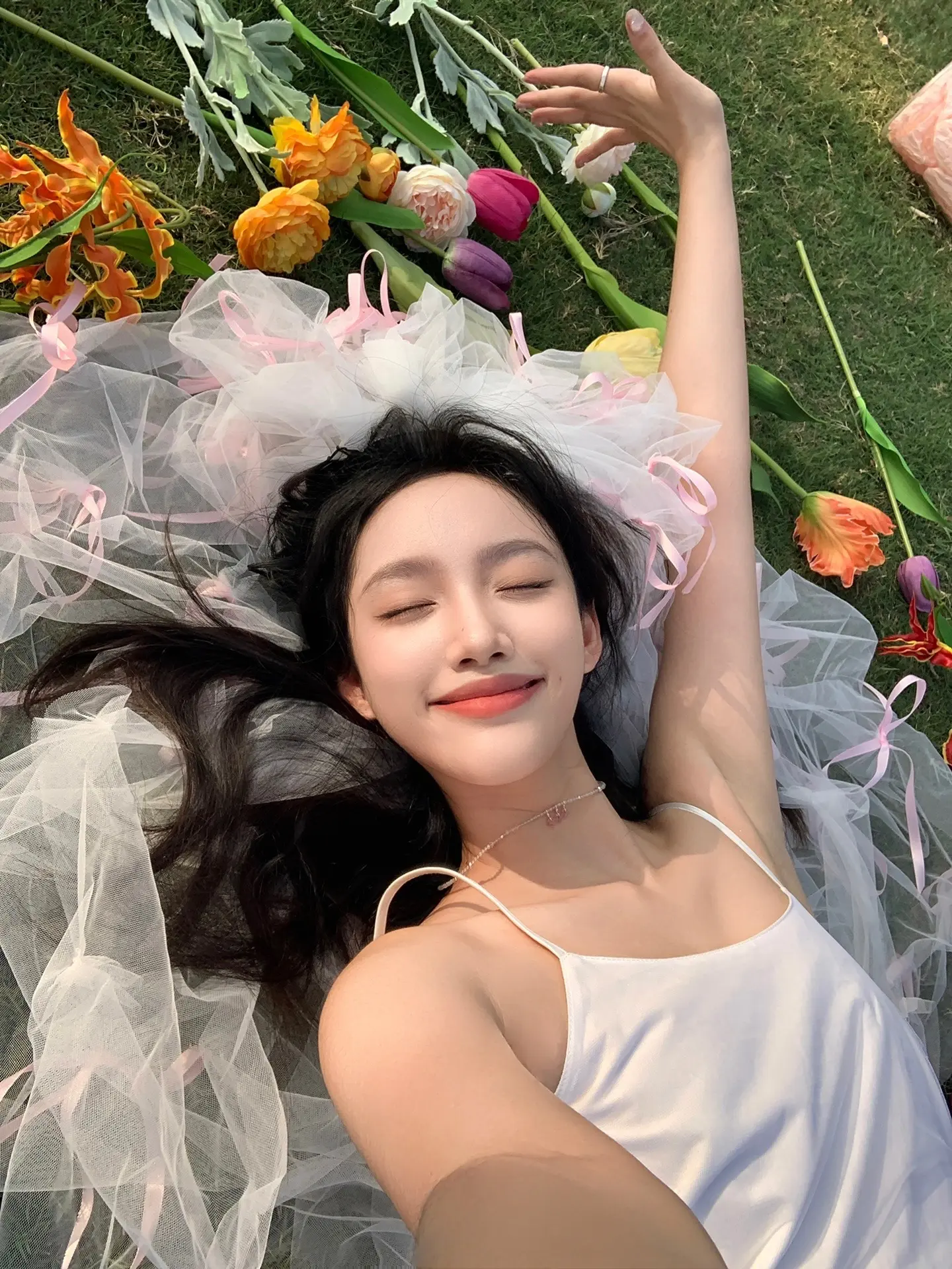 回忆就像一本乱码的书。你会时不时拼凑出一句话然后后知后觉秋风