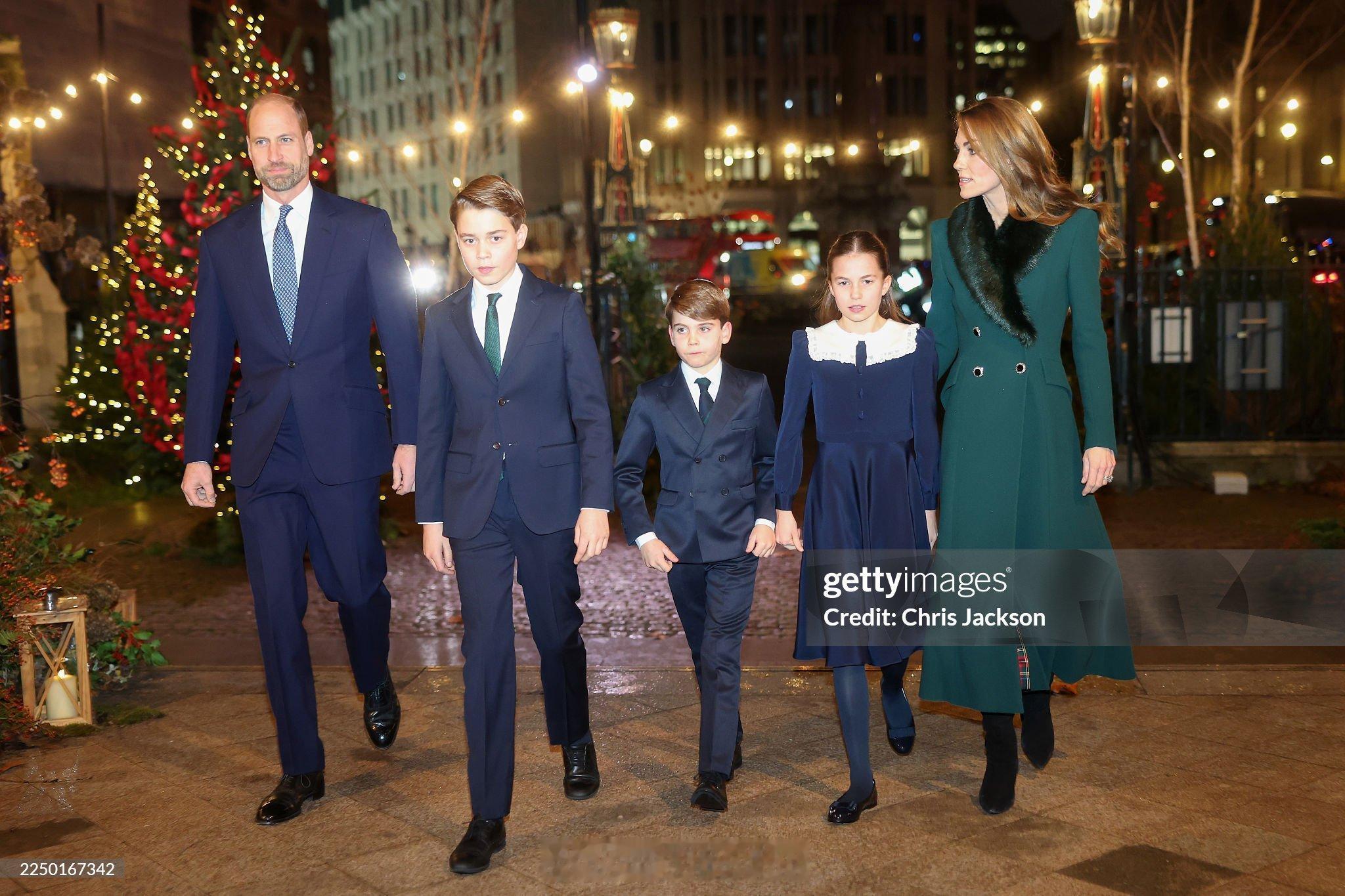 凯特王妃  每逢圣诞颂歌音乐会，威廉王储总是一拖三 