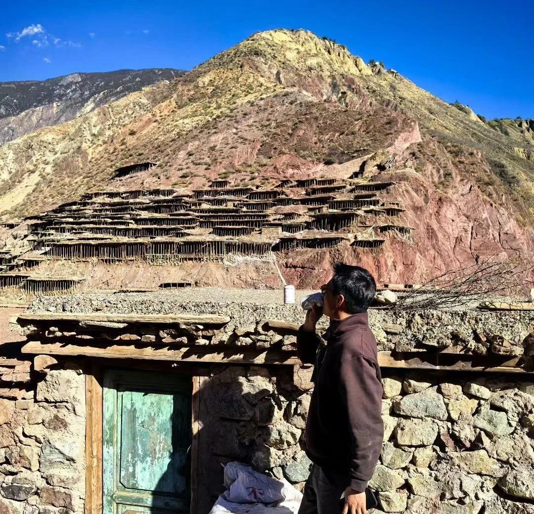 进藏已经成为了小伙伴们的平常
如何养成一个高海拔身体，从楚雄到西藏不断适应着，就