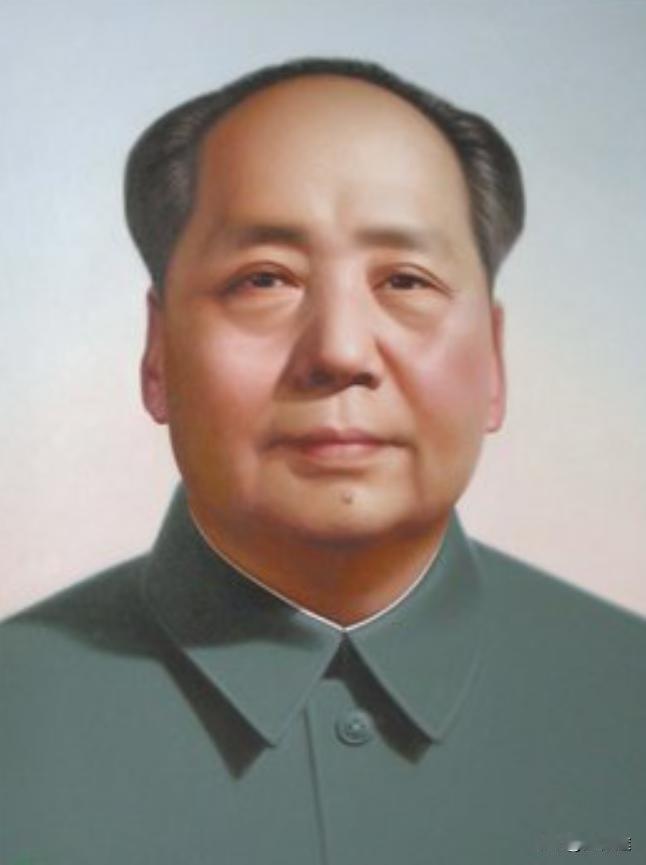 毛主席还有一个巨大功劳，很多人没有注意到——那就是缩小人与人之间的政治地位差距。