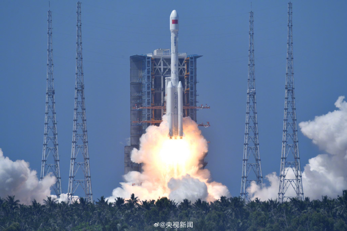 【通信技术试验卫星二十六号A星发射成功】今天，我国在文昌航天发射场使用长征七号改