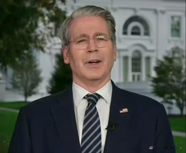 最大消息！
美财长:不再考虑加征100%关税。
特朗普:有信心达成非常全面的协议