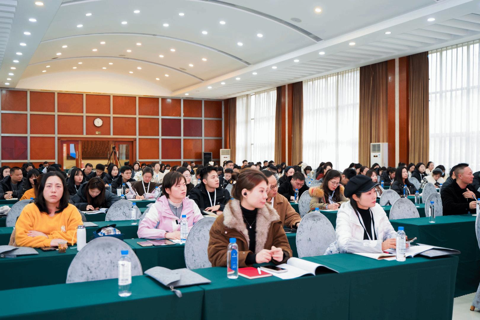 贵州省导游人员法治素养专项培训班开班