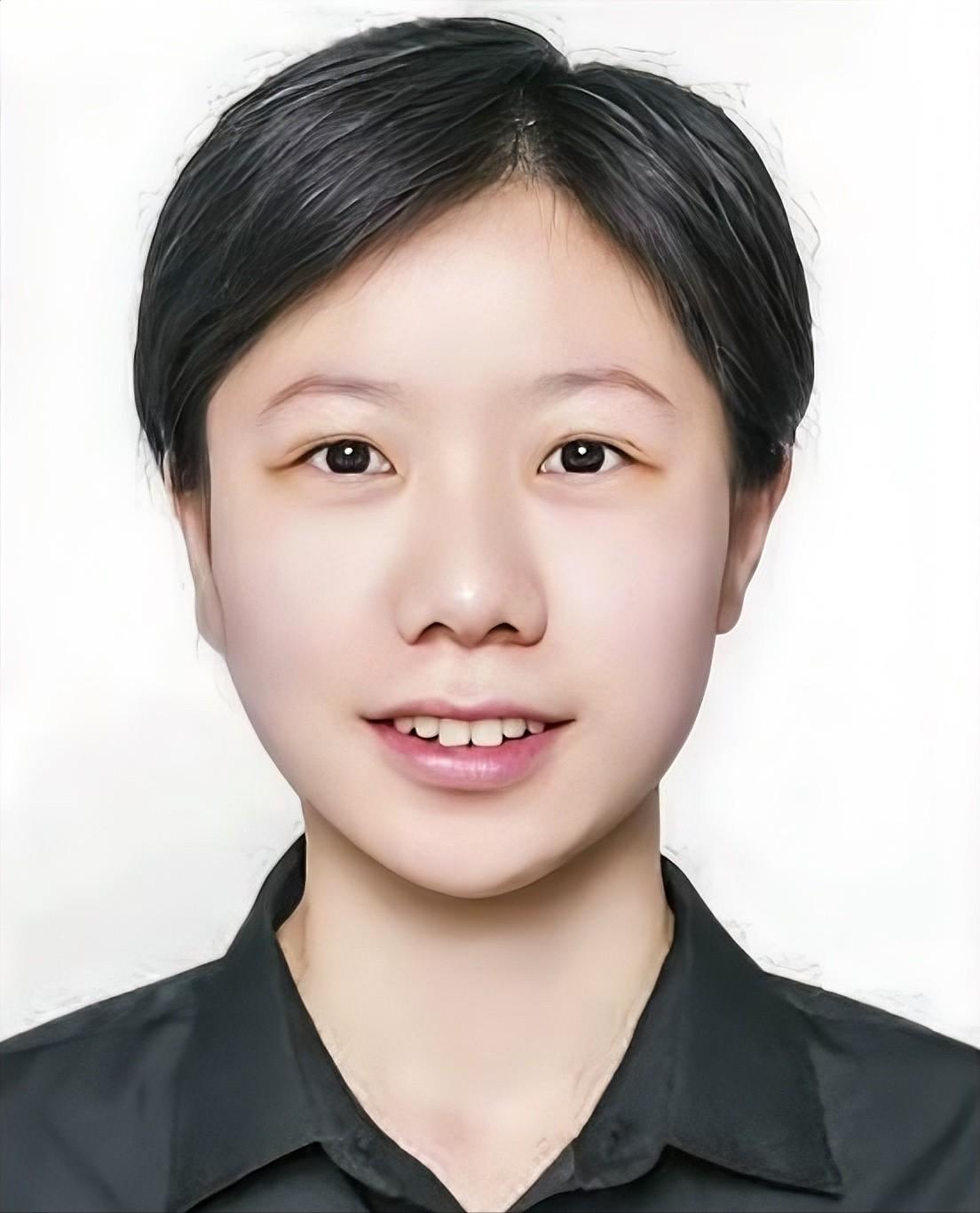 太原1女婴因手臂残疾被抛弃，58岁拾荒妇人见其可怜，把她捡回家用面糊糊养大，女孩