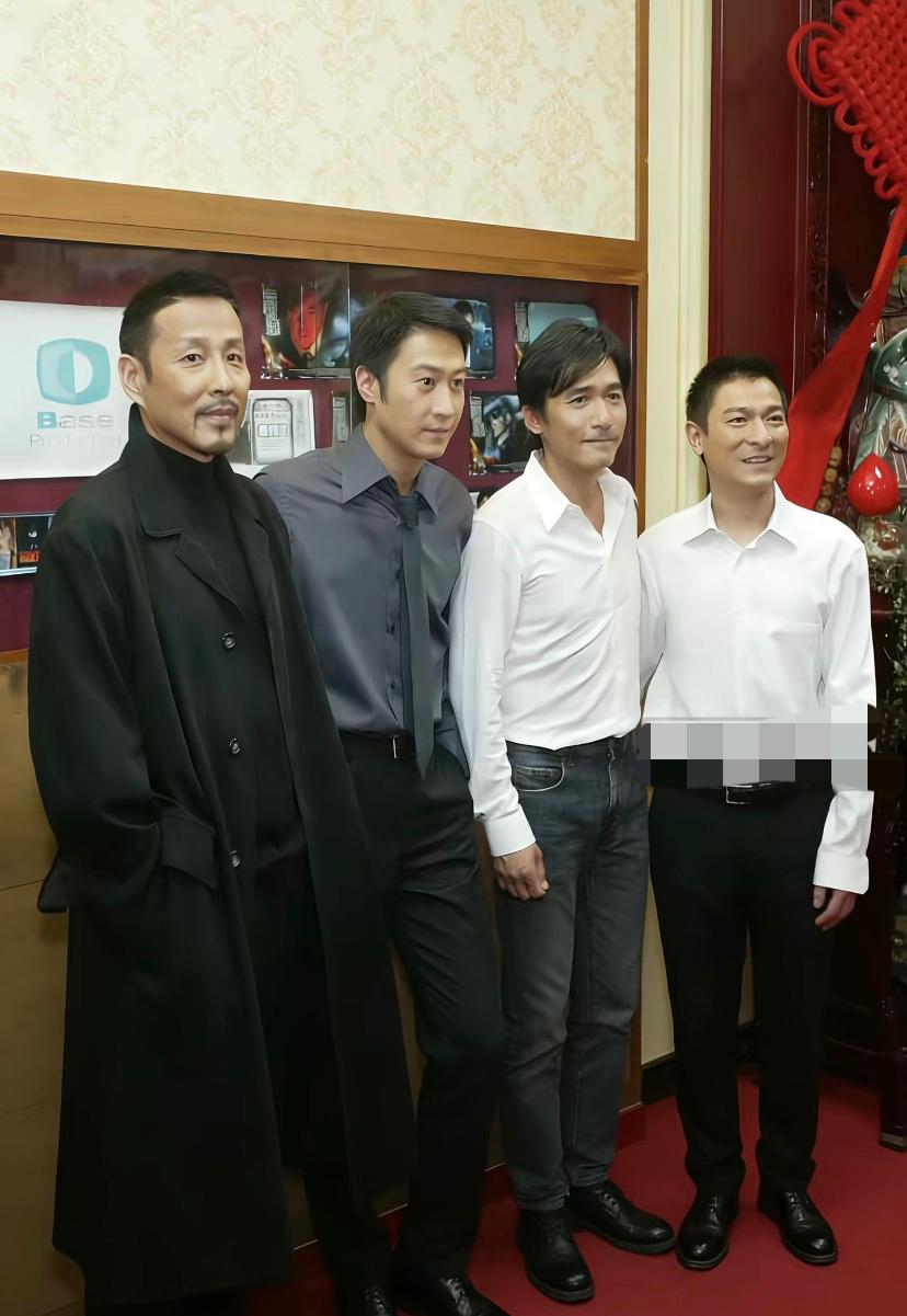 这下理解“你红的过黎明吗”这句话了，知道他当初为什么是全香港男人的公敌了。