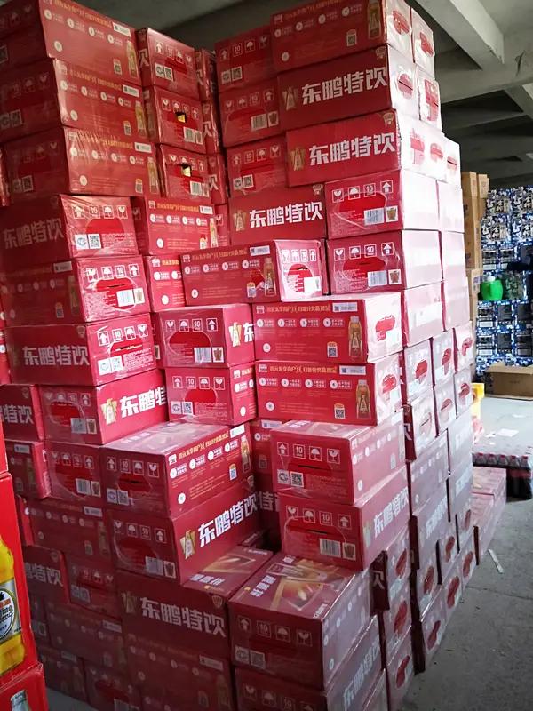 最近东鹏特饮“0糖特饮”是商标这事闹得挺火。原来，东鹏饮料2021年推出罐装“东