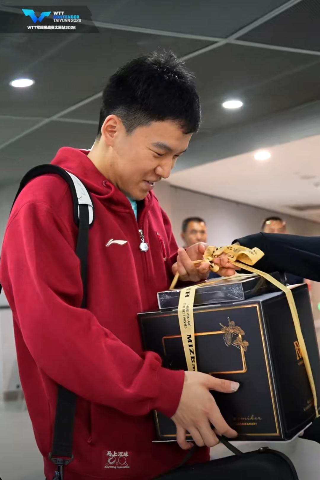 向阳而生，鹏程万里！愿你在新的一年沉得住气，亮得出锋芒，所向披靡，再创辉煌！
