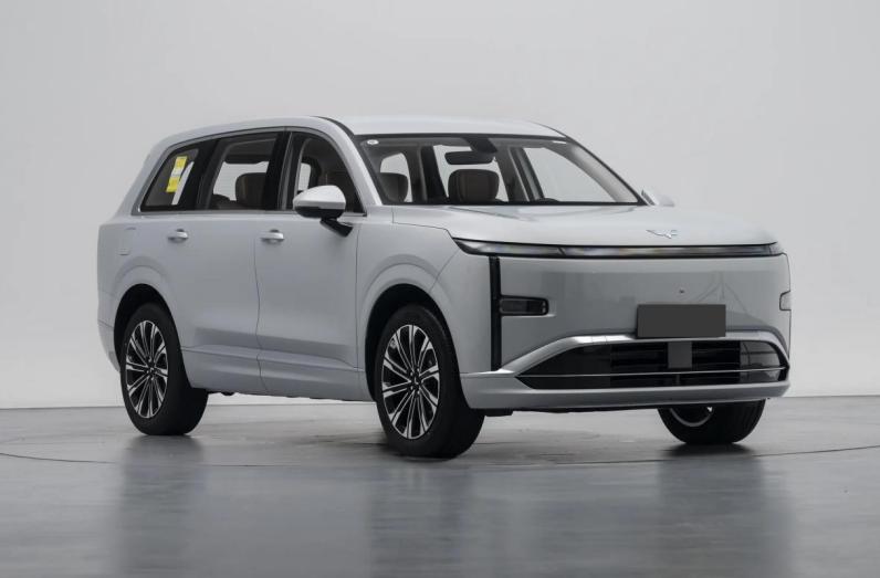 为啥说市面上15万内的六座SUV，几乎都是“伪六座”？
“伪六座”有多伤？想必经
