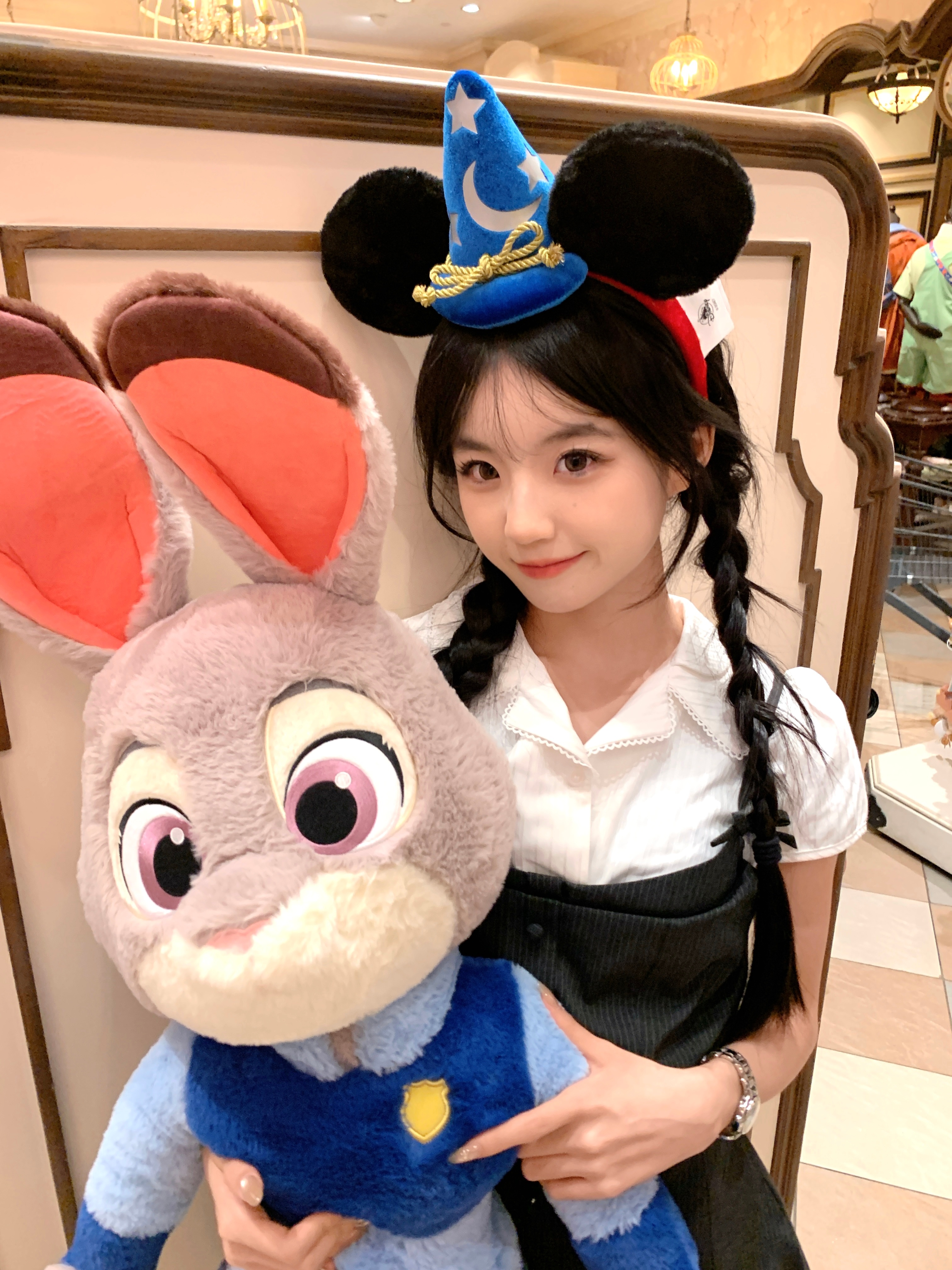 祝你拥有神奇的一天～ ​​​