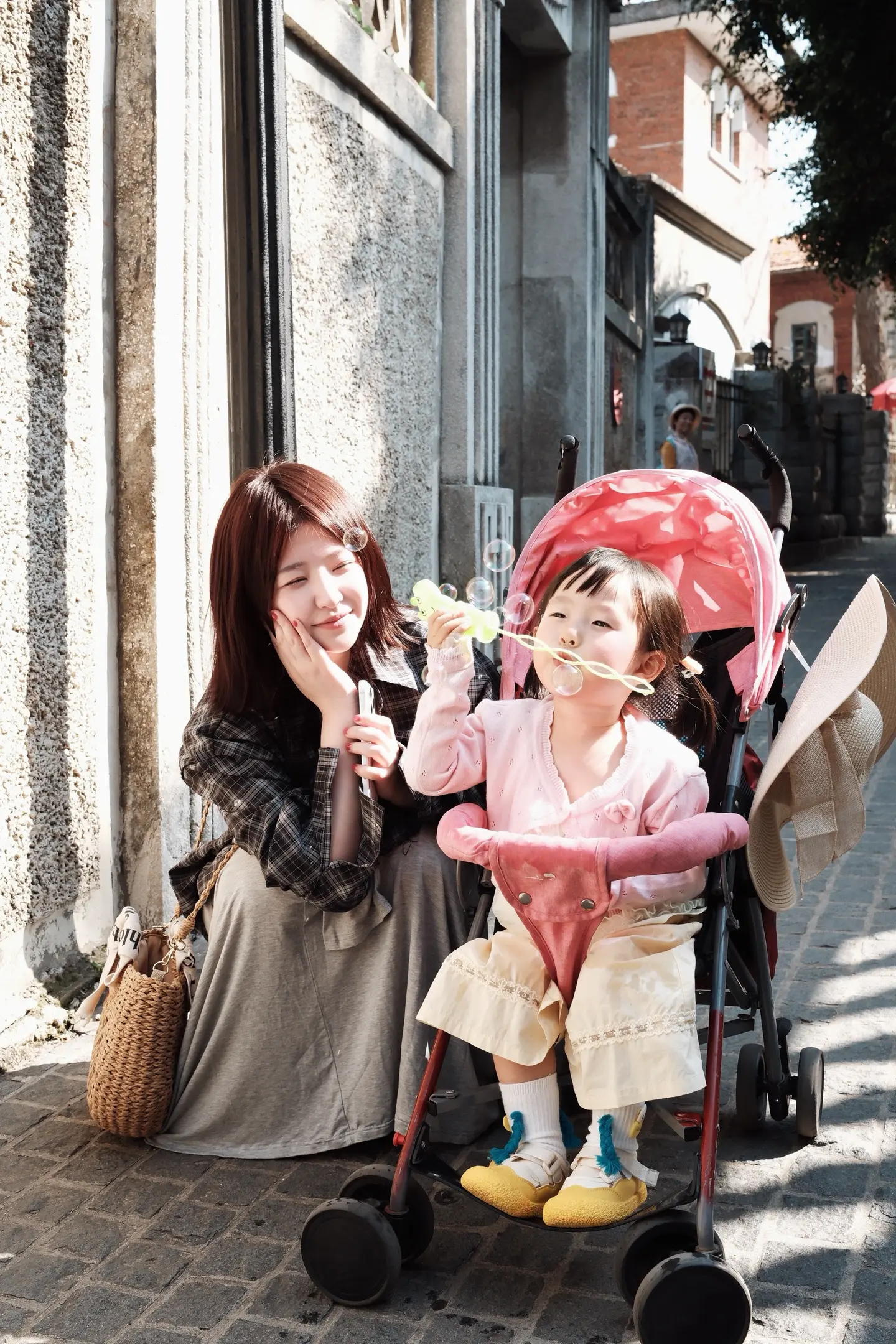 祝你铮铮 祝你昂扬 祝你的人生炽热而有力量 单身是选择  婚姻是际遇 ...