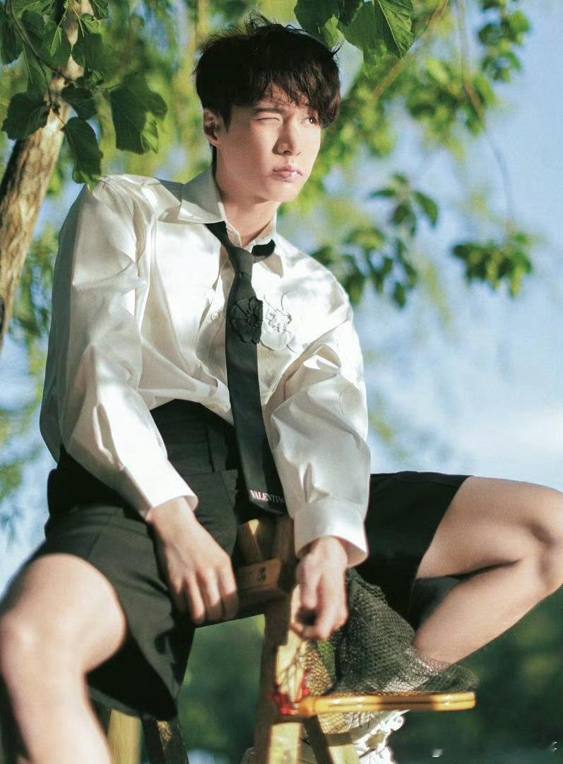 张艺兴宝贝 节日快乐 我的大宝贝 愿你永远快乐无忧 随心随意 自在潇洒zyx 张