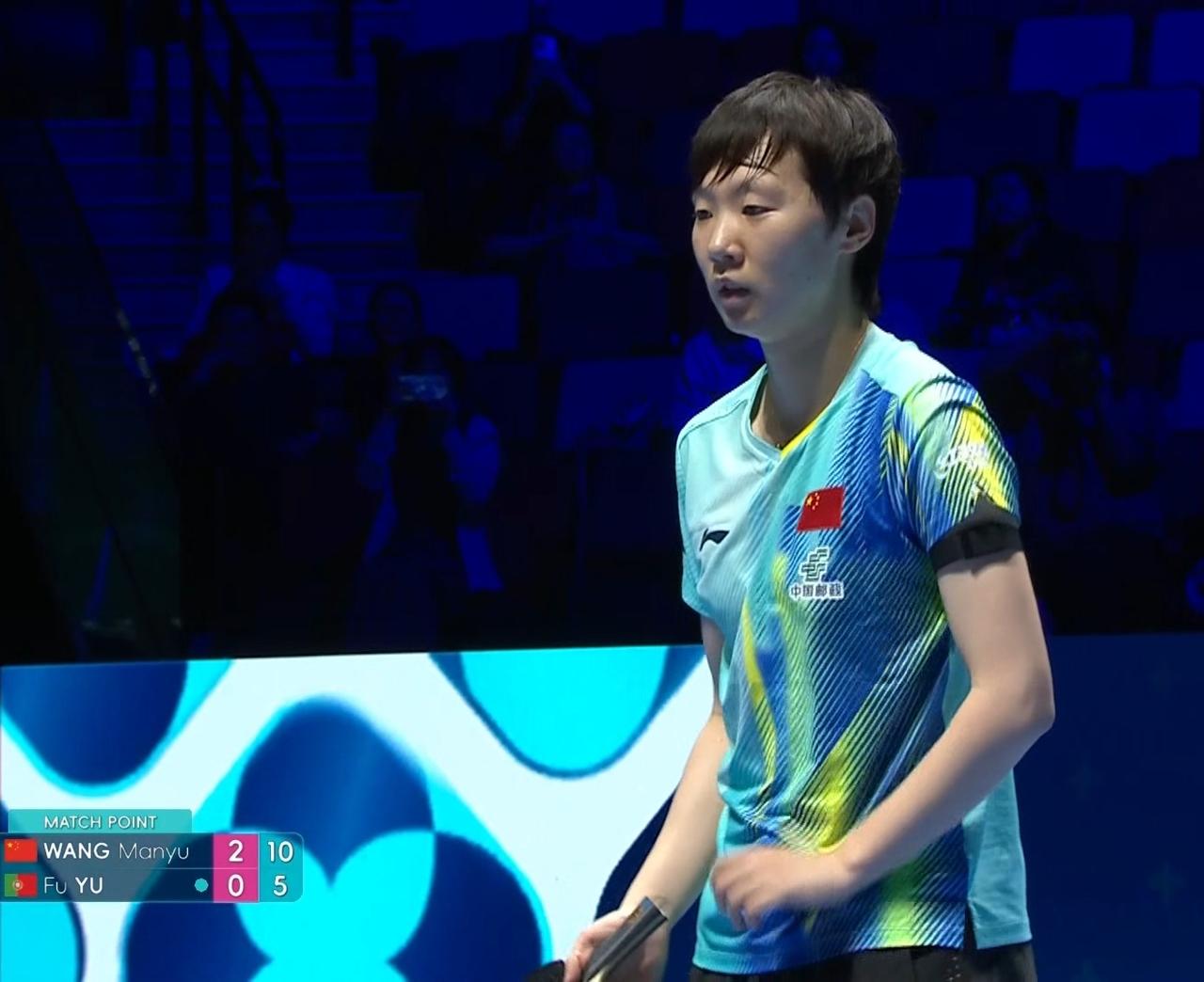 澳门世界杯循环赛
首轮，王曼昱直落三局击败付玉，恭喜曼昱取得开门红！
葡萄牙选手