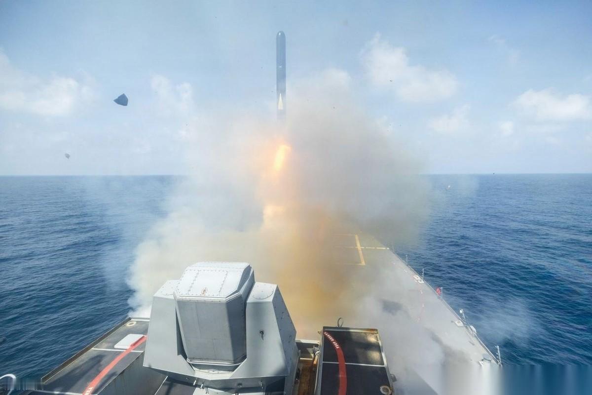 大战真要来了？
4 月 23 日，根据美国 CNN 消息，美国海军部长突然直接辞