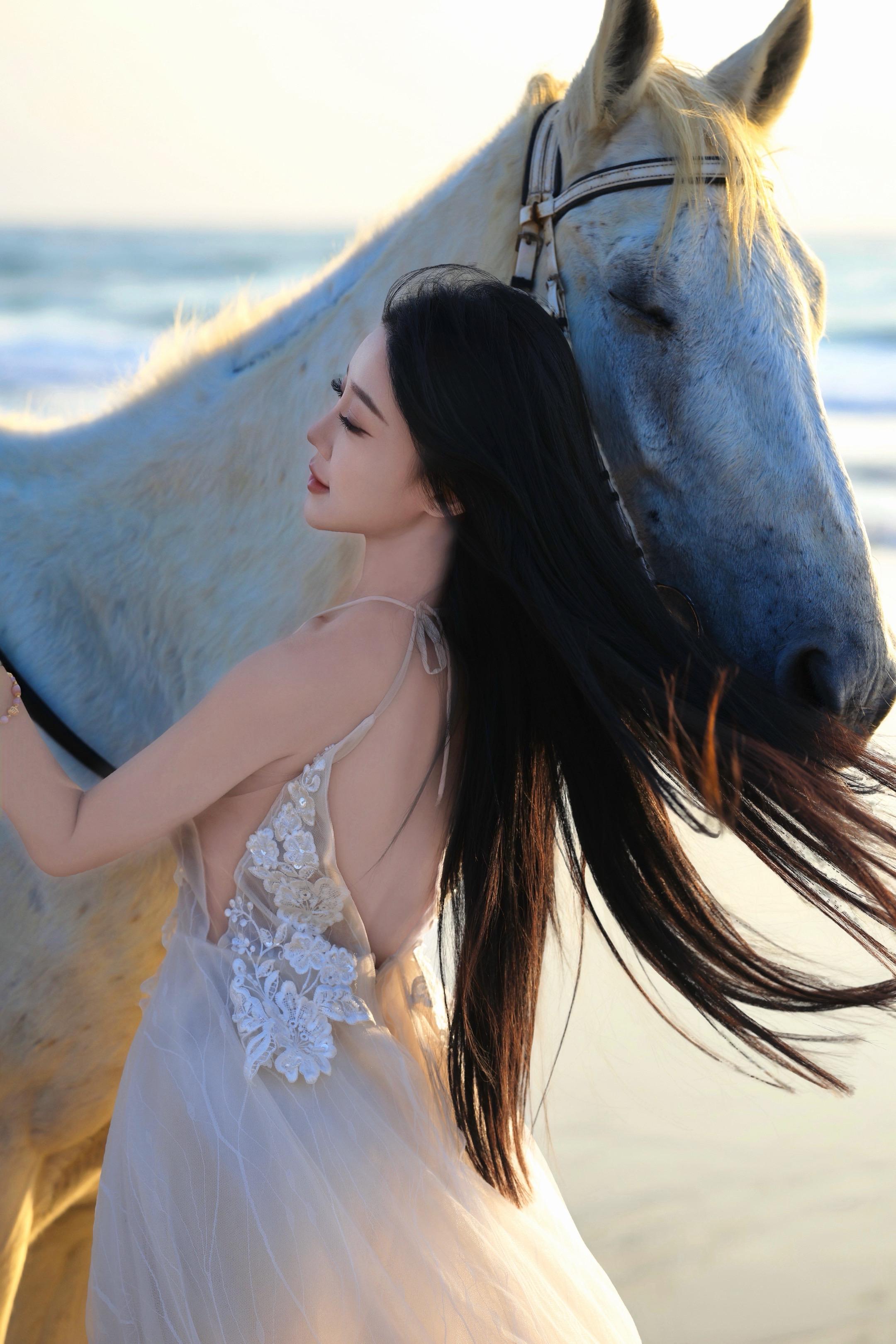 祝你我既有出发的勇气又有缱绻的温柔