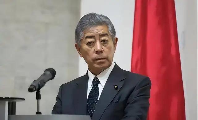刚上任就坐不住了，日本前外相岩屋毅第一时间喊话要访华！
 
7月30日，据《联合