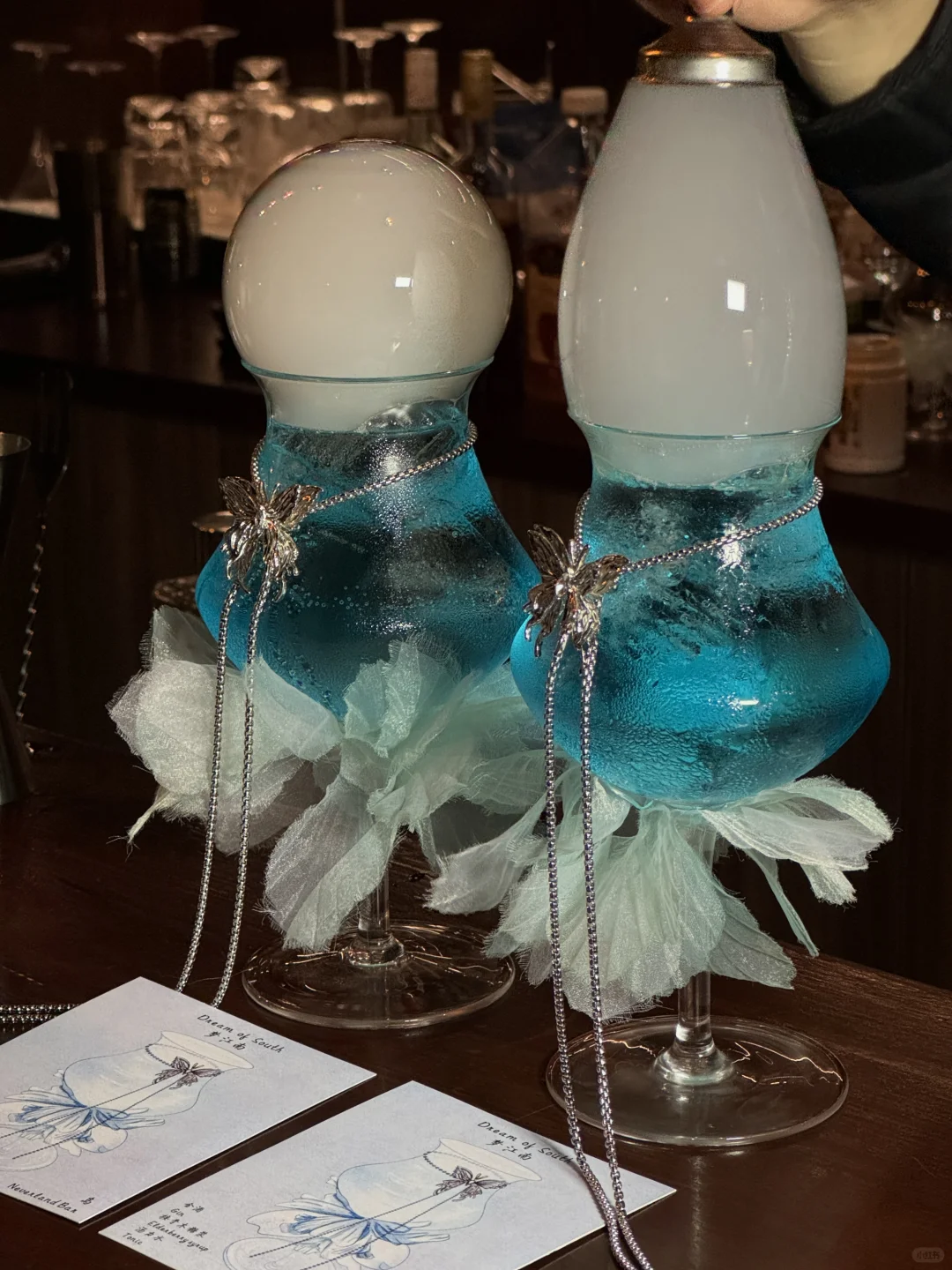 老板说：拍好了没！马上就要爆了。。。