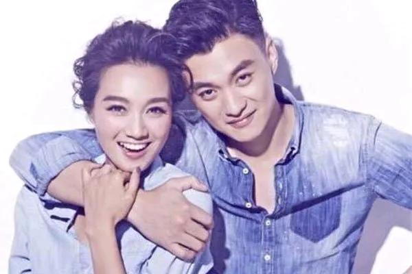 还是跟朱丹更有夫妻相，周一围虽然长得帅，演技也不错，这么多年，却一直不温不火。相