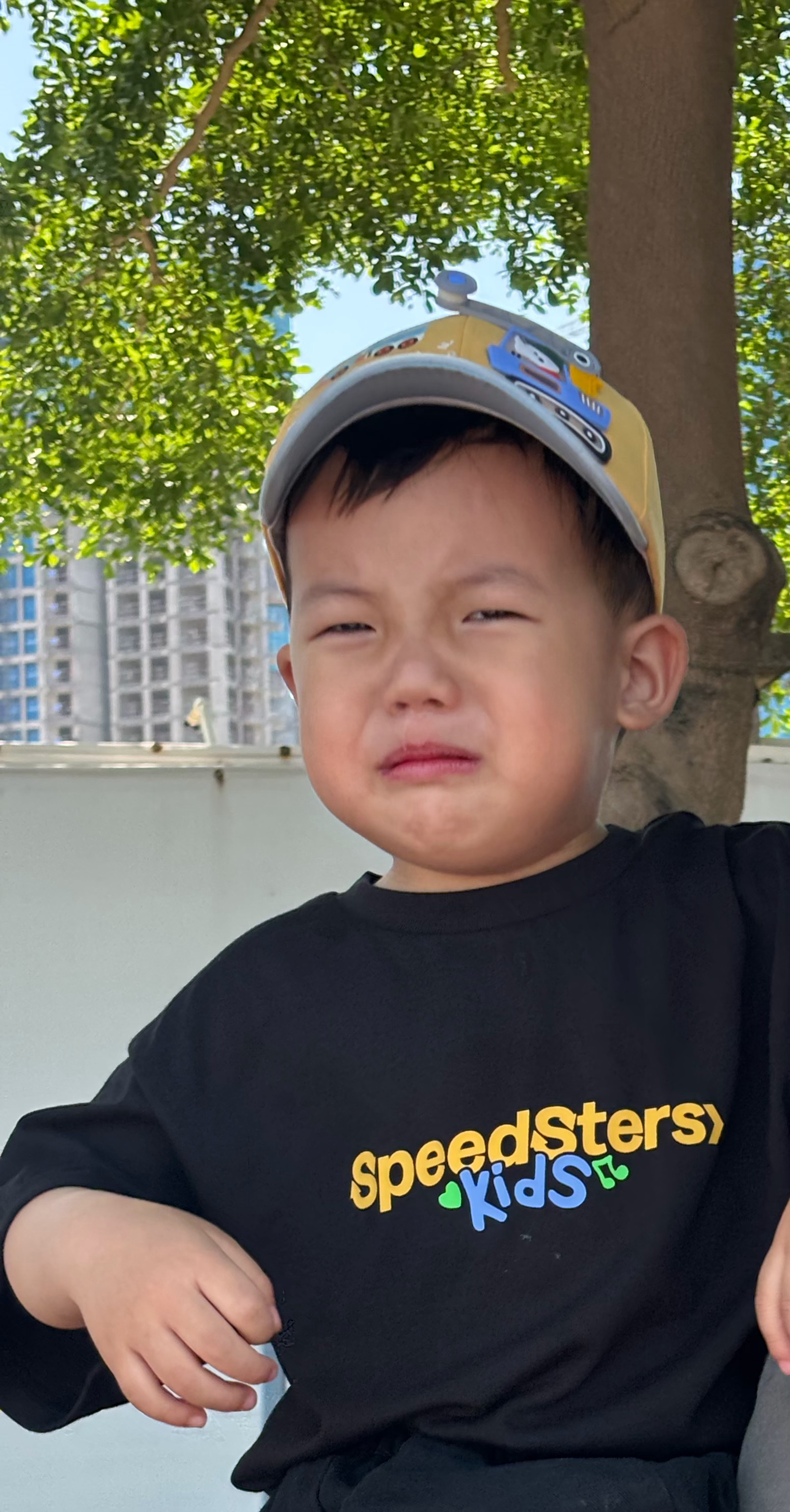 换了新同桌，两个人上课比较爱讲话，影响了听课效率。也和她讨论了接下去的学习方法，