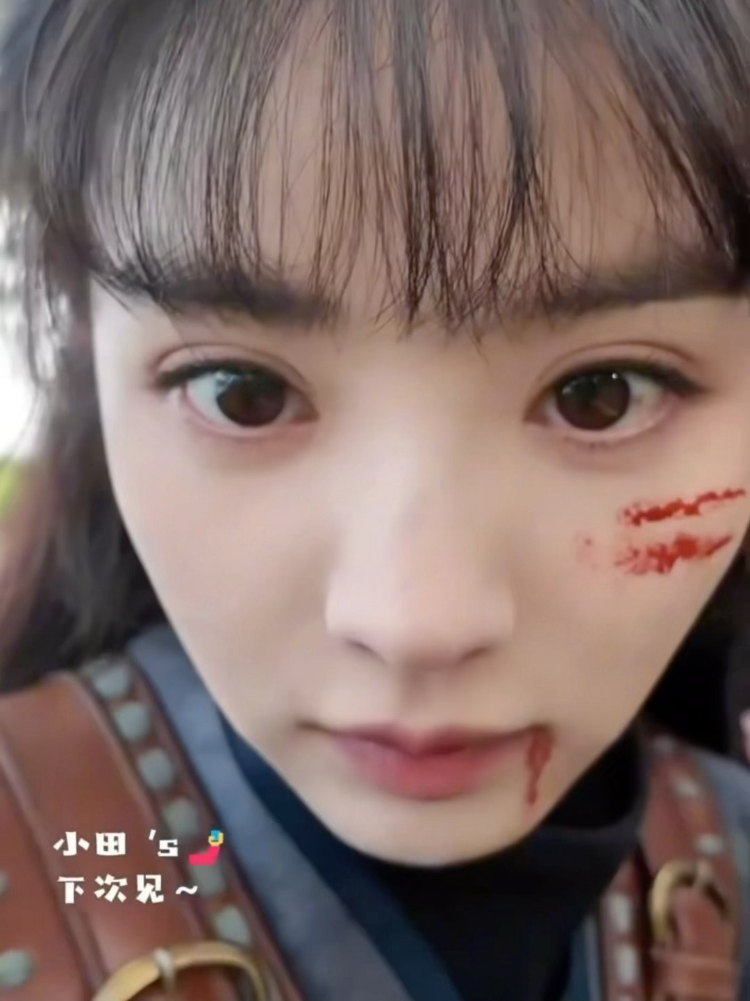 哎一古谁家大眼萌兔跑出来了田曦薇怼脸花絮