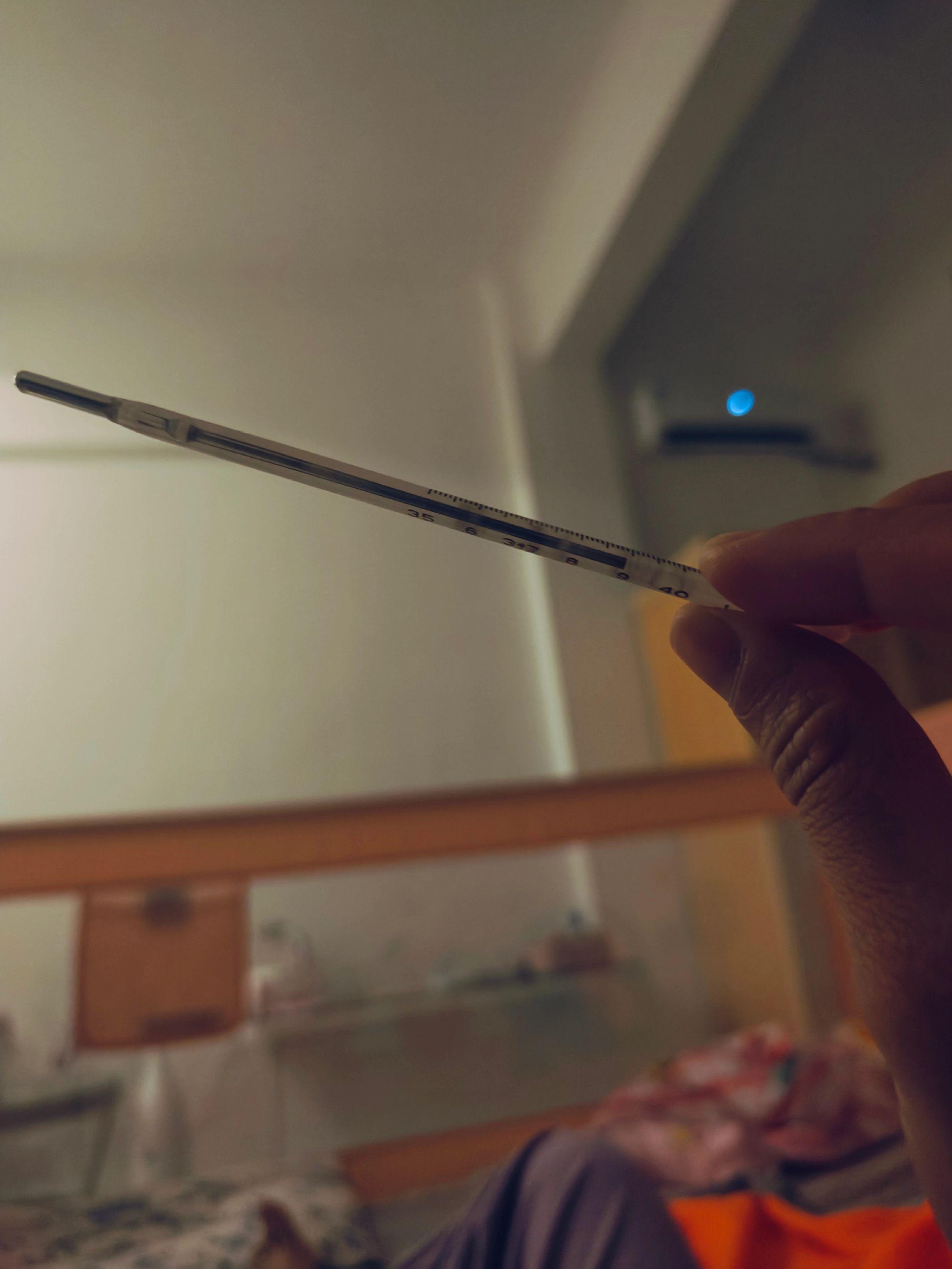 现在是凌晨4点30分，有多少妈妈在熬着夜呢？