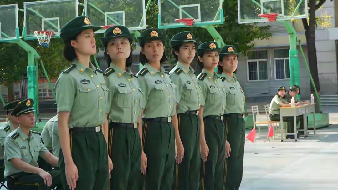 被二次创作的经历！

在部队有这么个现象，就是下级或部属弄了个作品或成果，上级或