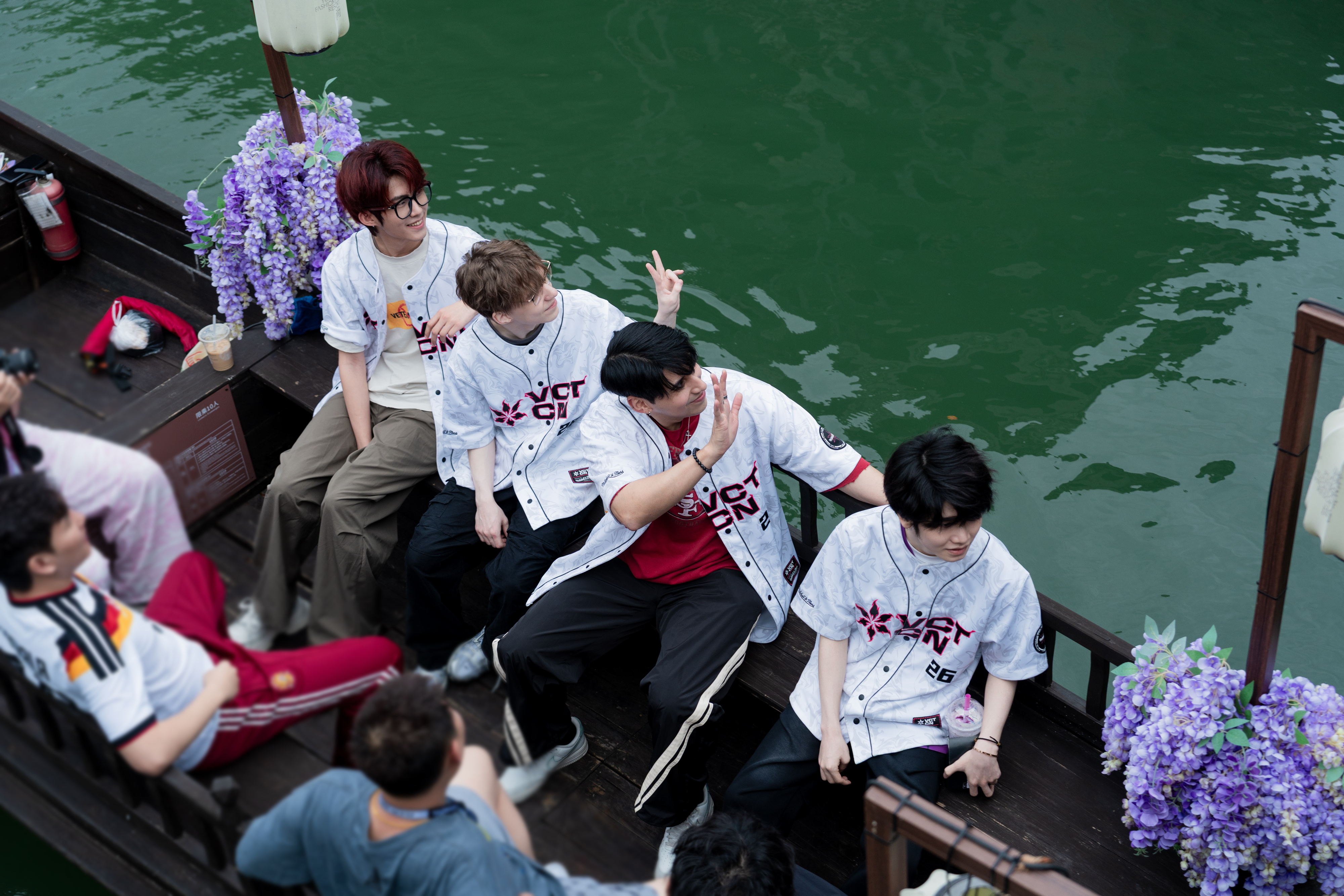 濮院流水，游船慢行🚤兄弟们的江南限定日常✨瓦星情报站NOVA无畏契约