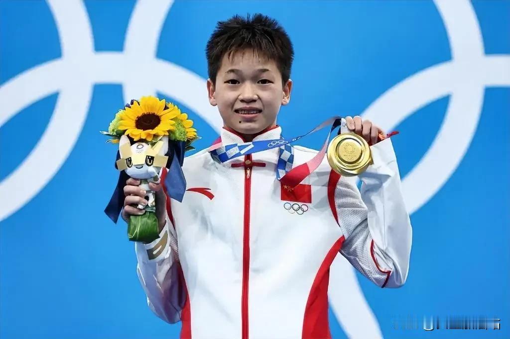 中国体坛十大天才运动员，百年难得一遇！

1、李宁——体操
2、姚明——篮球
3