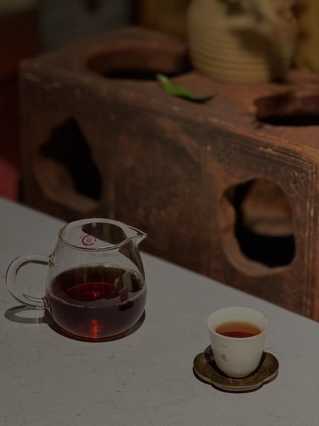 品茶赏器交友  慢生活藏茶间，以茶会友，以字暖心，愿与同频之人，共赴清欢岁月。 