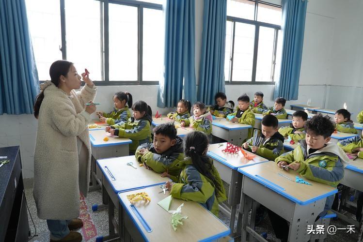 越界整改！东营一中新生入学强制“查家底”，触碰教育公平红线
 
近日，山东东营一