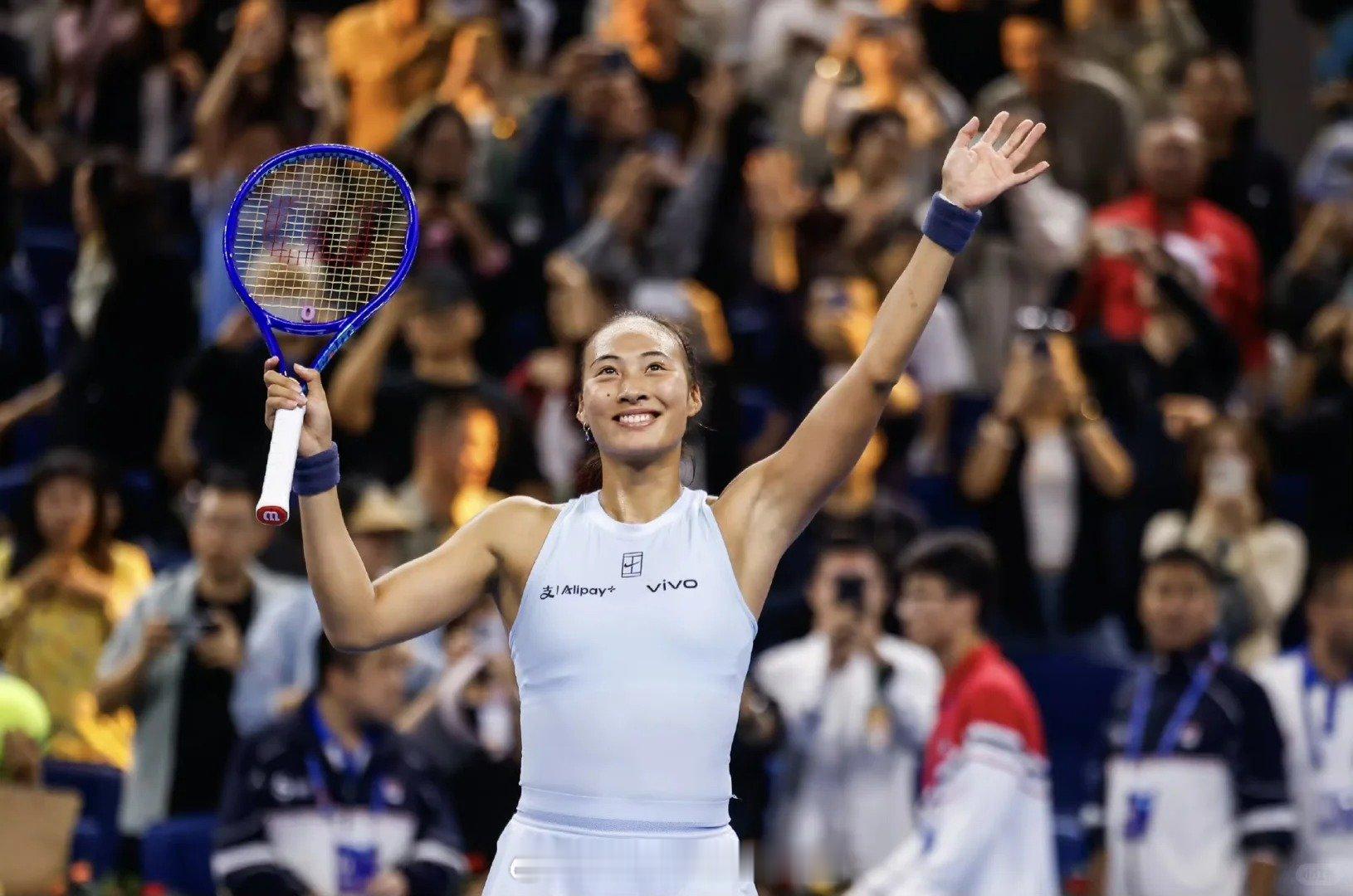 郑钦文入选福布斯华人精英榜单 2025年10月30日，2025福布斯中国最具影响