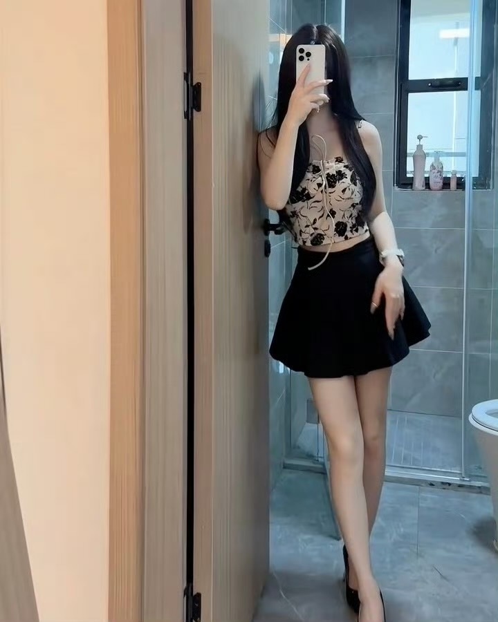 我喜欢给卫生间里 ​​​[小黄人得意]  ​​​