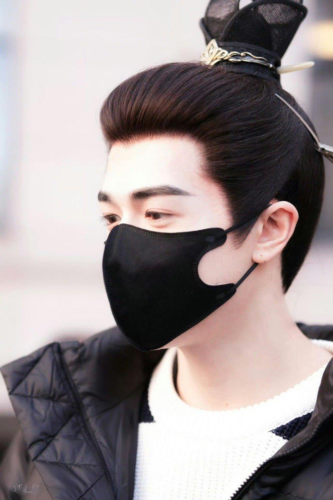 明月录主演尹浩宇 古装剧惊喜来袭！尹浩宇的丁巫不仅颜值在线，更有谋士的智慧与隐忍