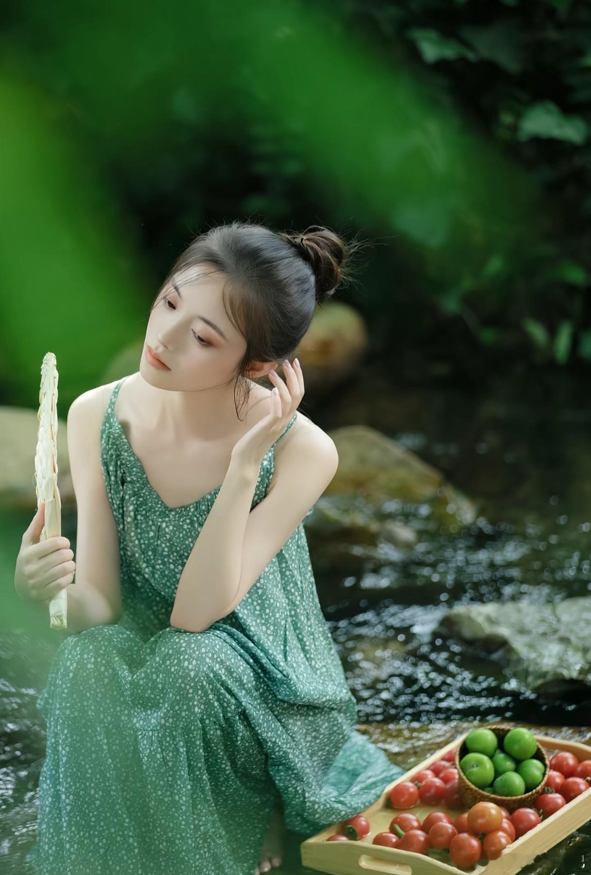 清纯甜美小姐姐