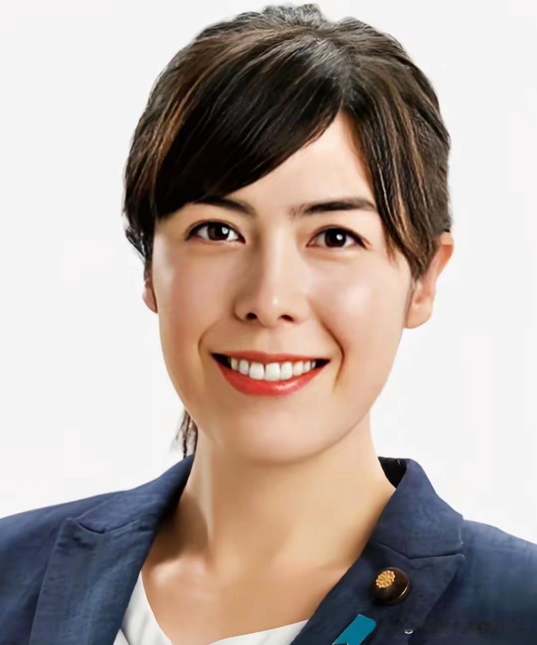 小野田紀美跳出来替高市早苗擦屁股了。她说中国老是用經濟當成武器。
 
这话听着是