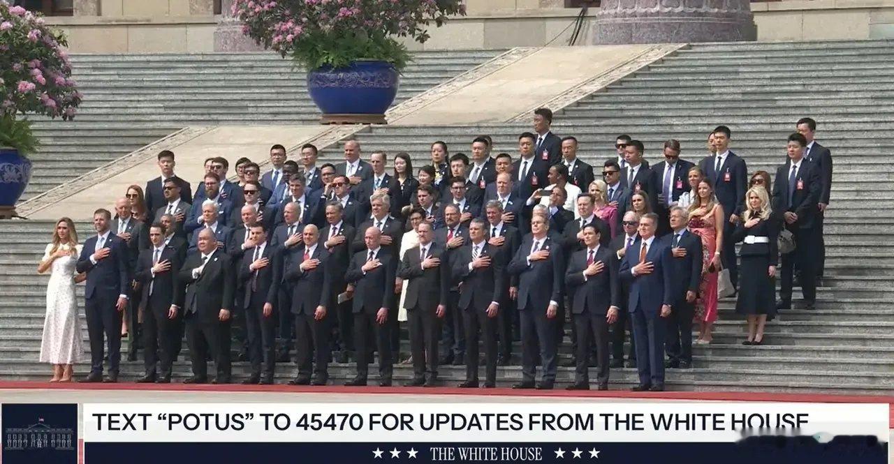 什么是磁场，什么是气场？看完这一幕瞬间就通透了。平日里个个锋芒外露、行事张扬的一