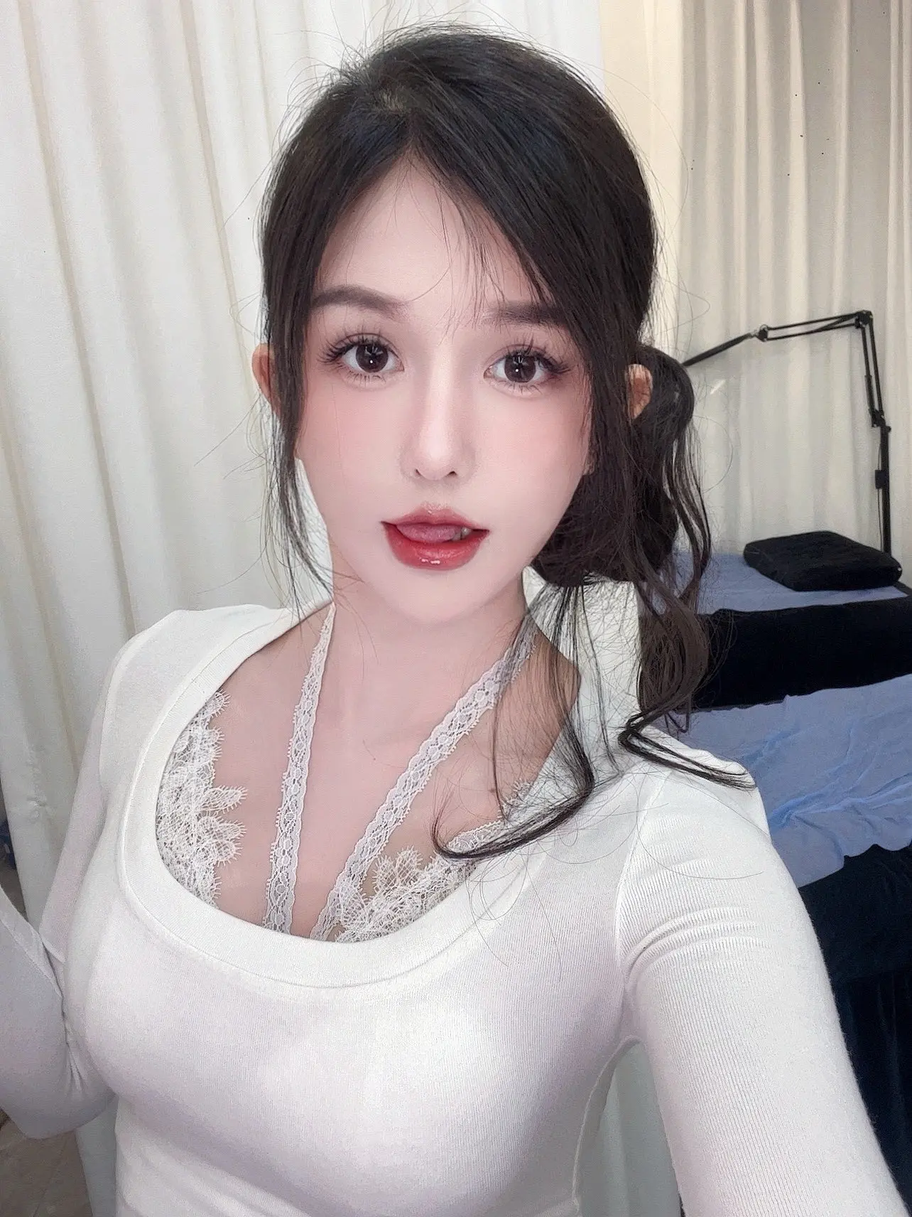 每月一更