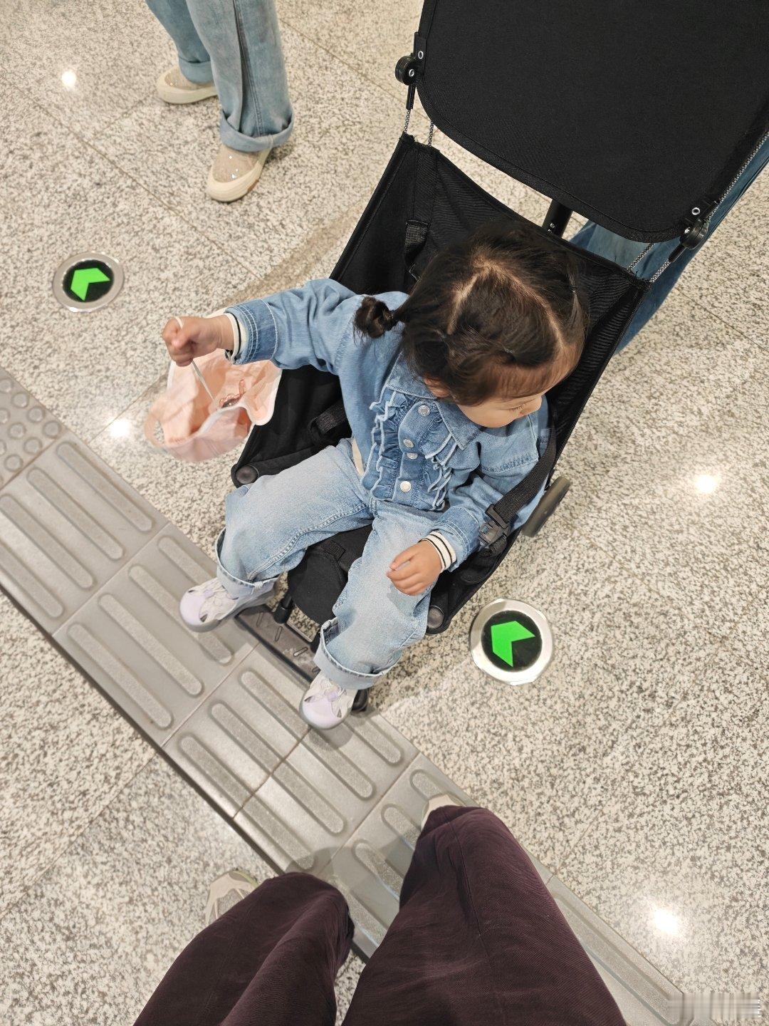 今日任务:带小朋友逛故宫 