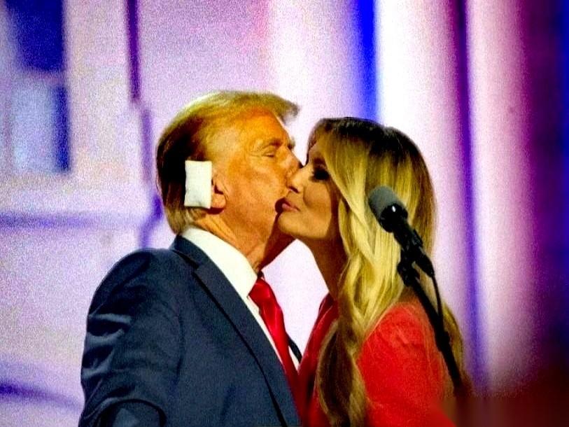 那场冲着特朗普去的白宫晚宴枪击，子弹打偏了，但最吓人的，根本不是那声枪响。
开宴