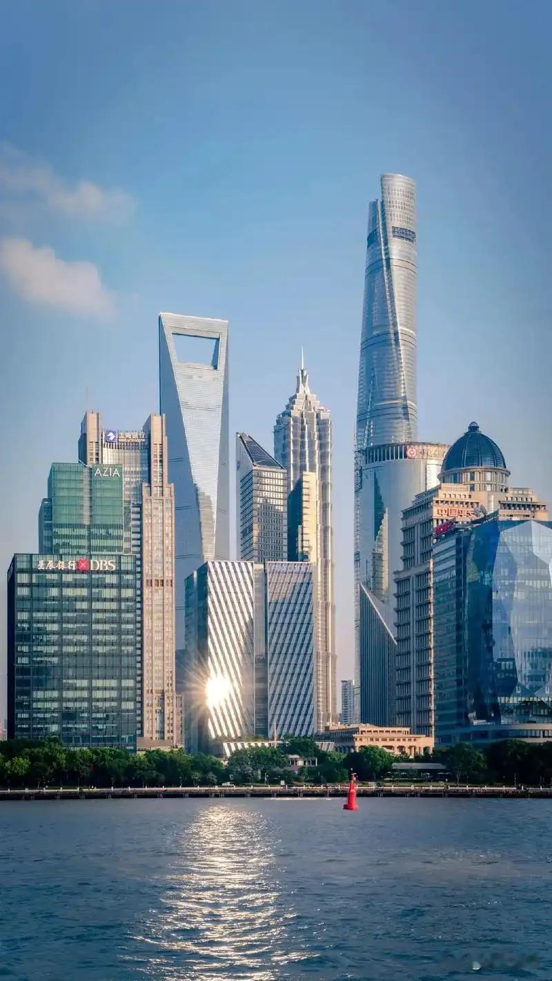 上海夫妻流行起"干婚"：白天约会各自扫码，晚上各回各家睡

不骗你，上海现在真流
