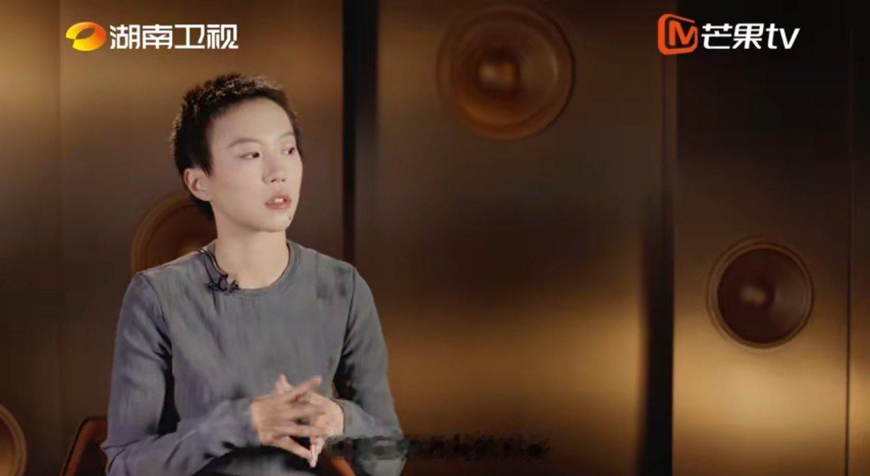 窦靖童不想掉入极端歌手2026 真的很欣赏这种心态，比赛只是交流的平台，不是非要