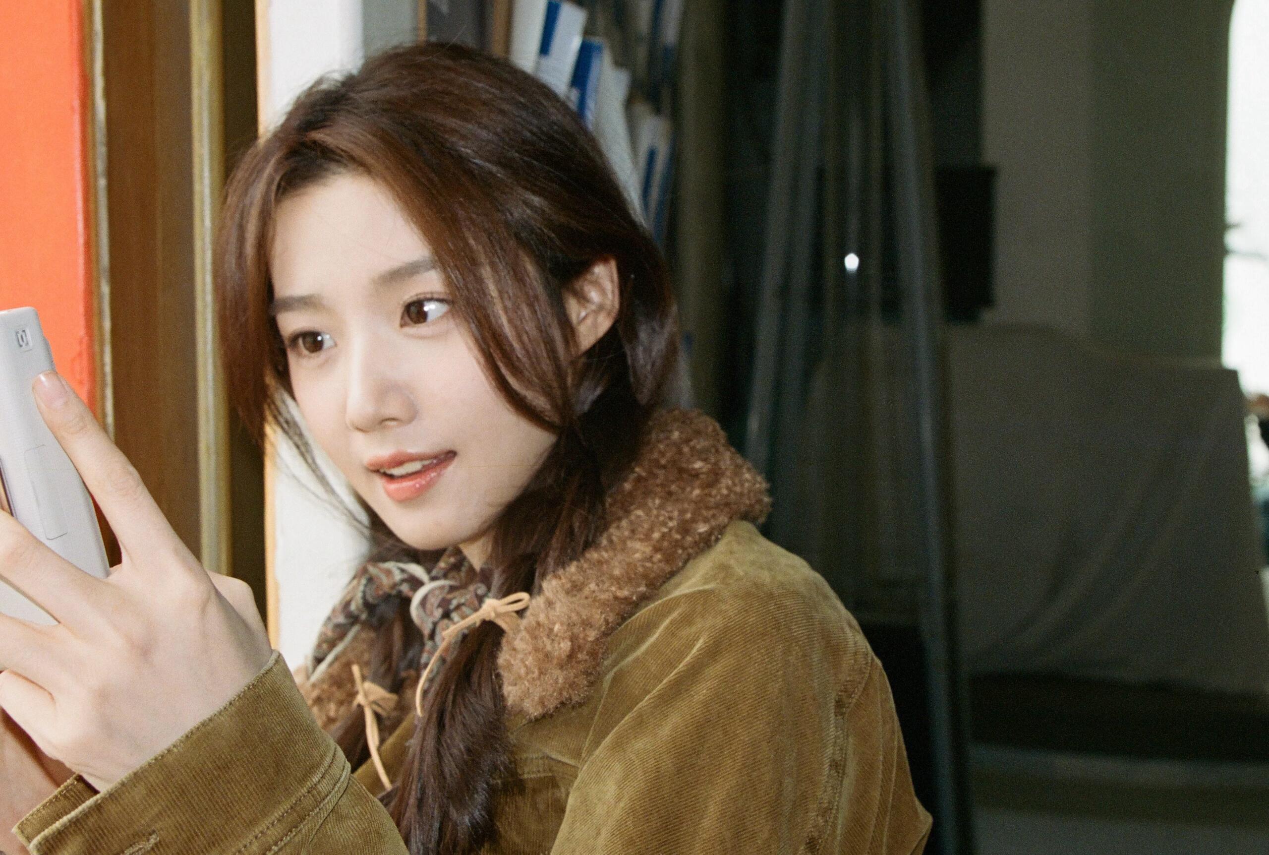 好喜欢女神们的胶片🎞️每一张都能脑补出一个故事🍂 好喜欢女明星的胶片