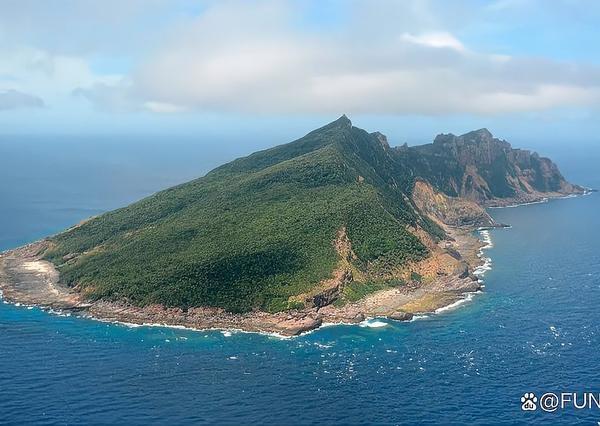 中俄海空力量密集亮剑日本周边，钓鱼岛主权落定，日方抗议无效
 
美日疯狂军演挑衅