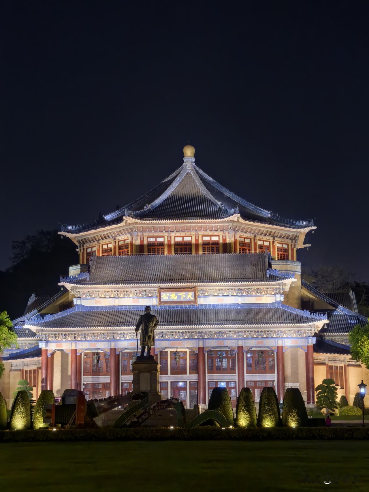 还有四天就过年了，可我心里怎么一点期盼都没有？

今天只买了几份随手礼，是给父母